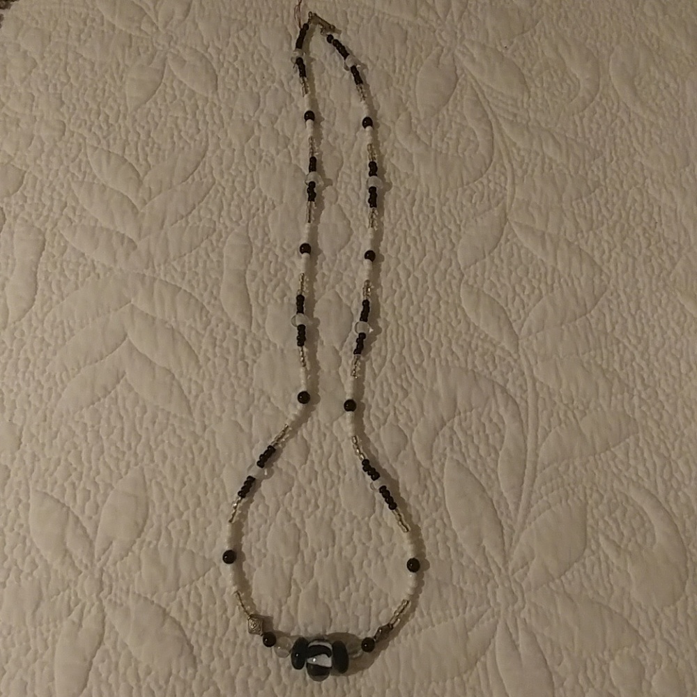 Woman's necklace